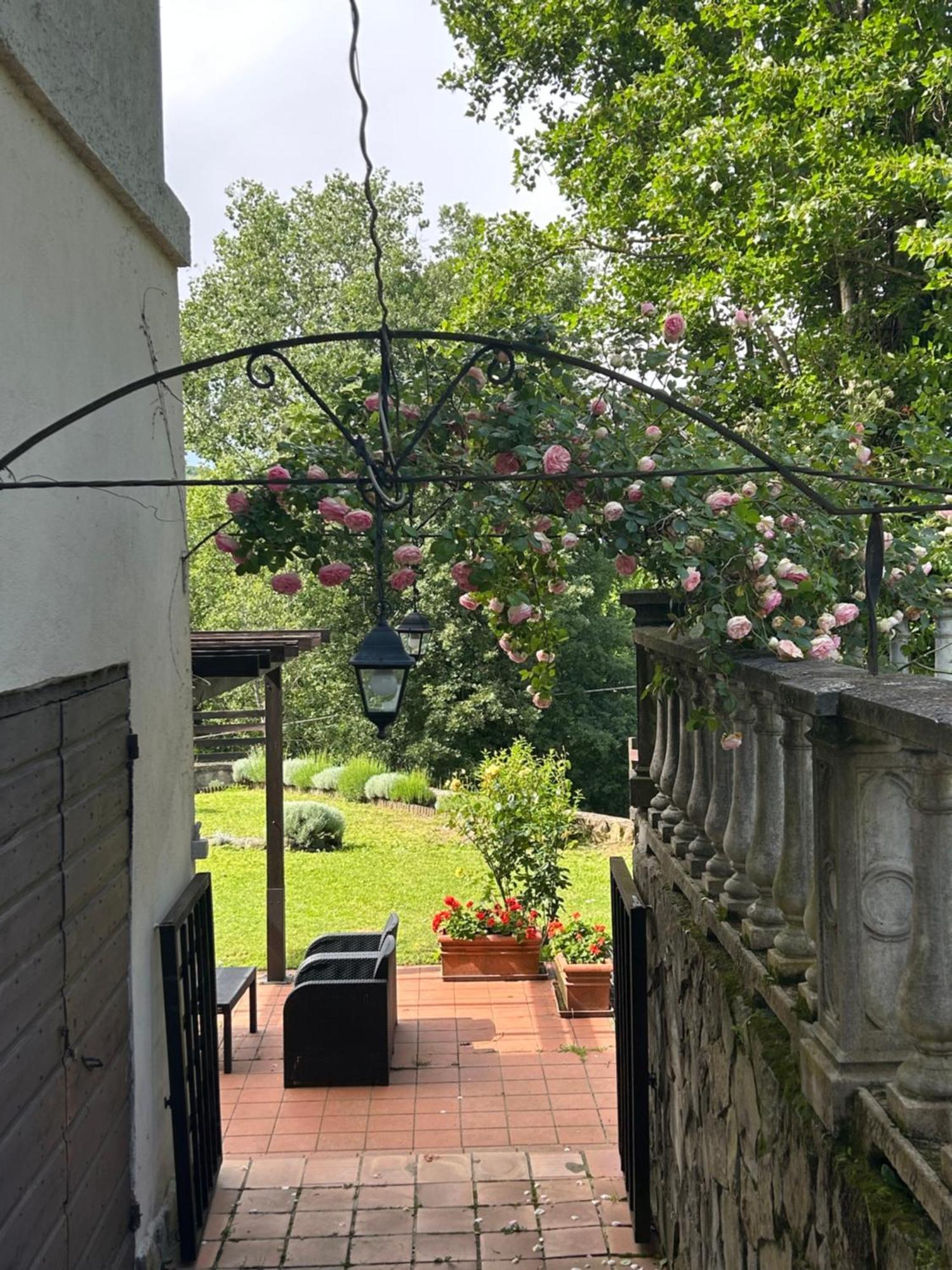 Cascina Ciosse B&B Grognardo Buitenkant foto